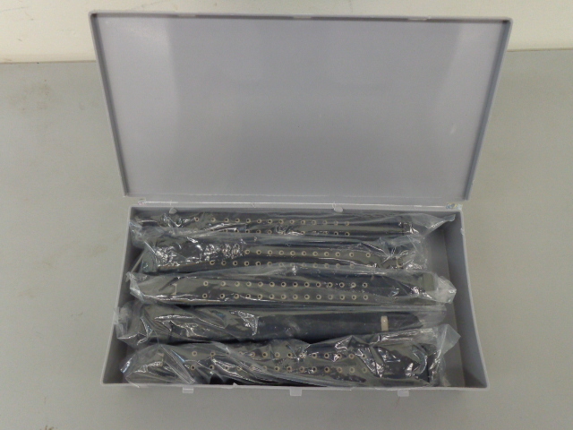 lot 31 image: Brand New 9mm Clips