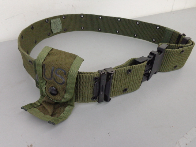lot 68 image: Green Military Equipment Belt