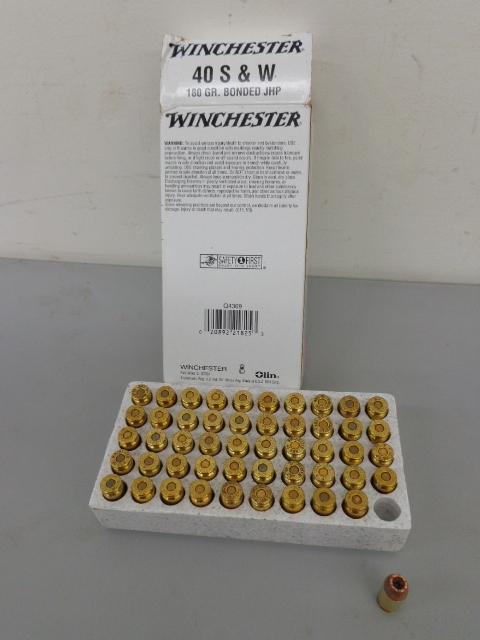 lot 95 image: Winchester 40 S&W Shells