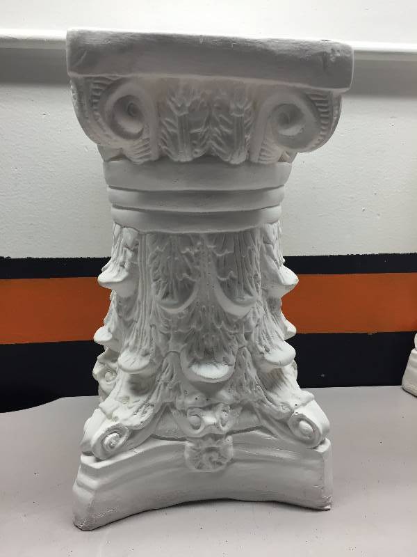 PLASTER PLANT STANDS (2)