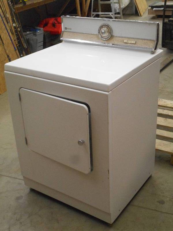 lot 30 image: Maytag 230Volt Electric Dryer ...