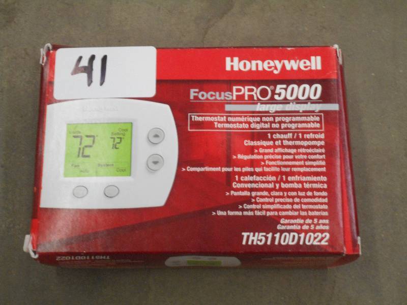 lot 41 image: New Honeywell Focus Pro 5000 Thermo...