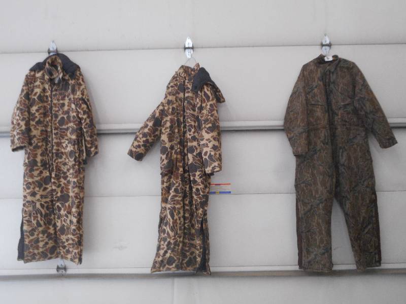 lot 90 image: Lot Of (3) Coverall Insulated Hunti...