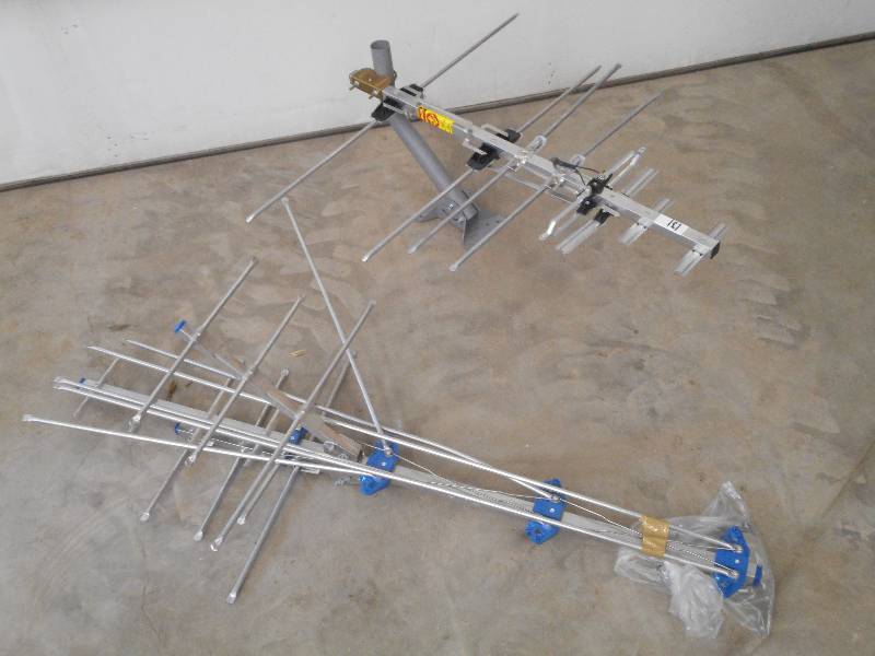 lot 131 image: (2) Aluminum T.V. Antennas---(1) Is...