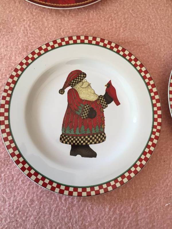 lot 18 image: Sakura Christmas Winter Holiday Abundance Salad Dessert Plates Very Nice Condition No Chips Or Cracks