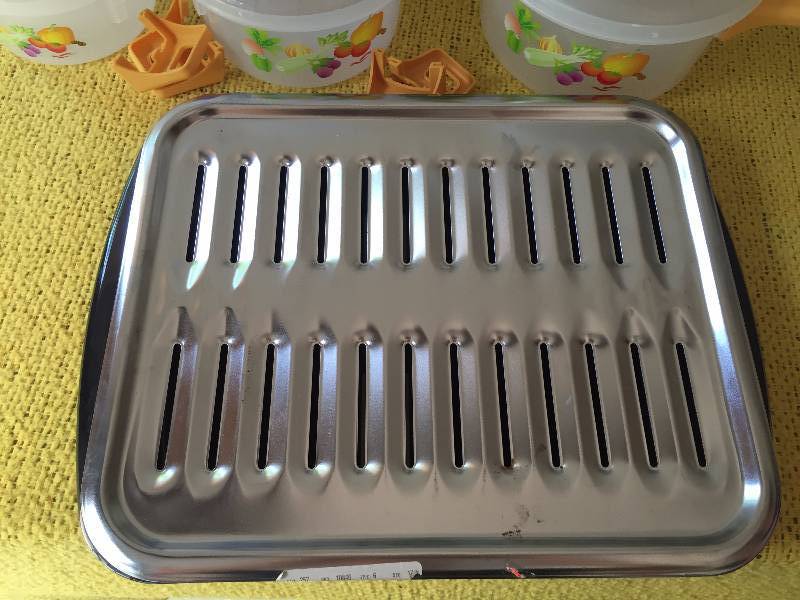 lot 26 image: Household Lot - Broiler Pan Appears New - Plastic Storage Containers Appear New - Italian Made Bottles - No Chips