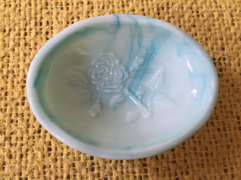 lot 39 image: Vintage 1970s Avon Rose Jadeite Swirled Aqua Teal Green Marble Slag Glass Pitcher Stopper Bowl Dish & Talc Bathroom Set - Excellent - No Chips