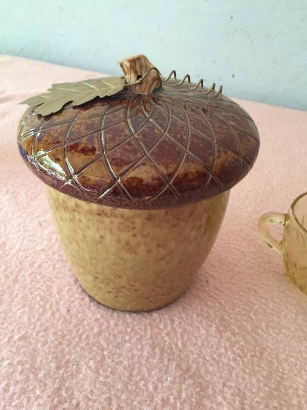 lot 59 image: Vintage Collectible Amber Depression Glass Mixing Bowl Dishes Ribbed Body Square Foot & Ceramic Cookie Jar - Excellent Condition No Chips