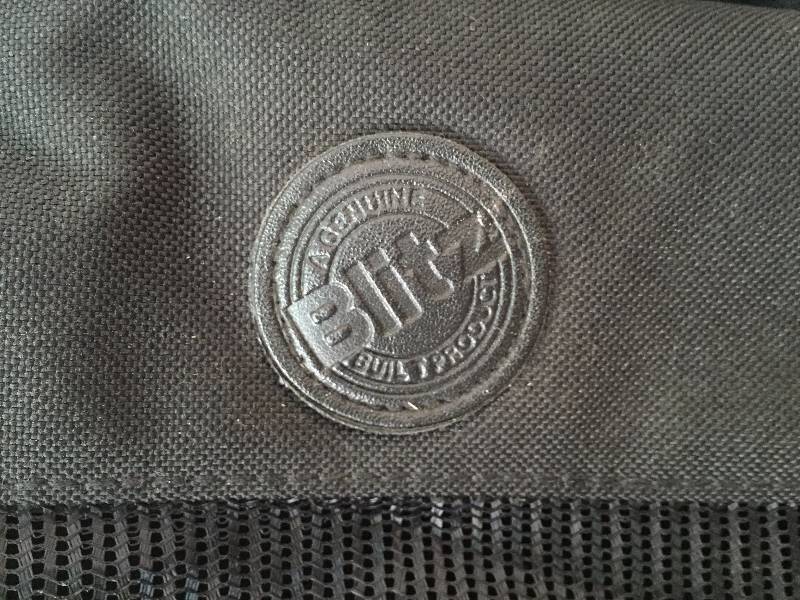 lot 94 image: Blitz Black Softsided Pet Carrier - Nice Condition