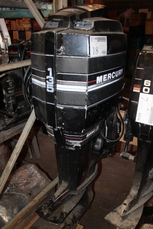lot 18 image: Mercury 135 Outboard Boat Motor