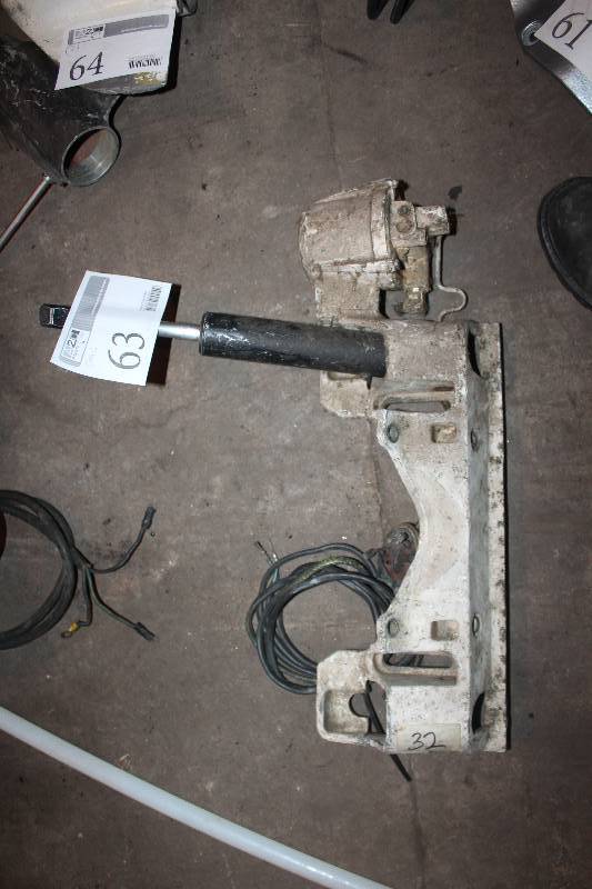 lot 63 image: OMC Tilt Motor