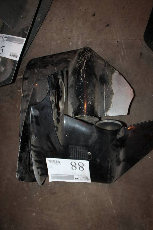 lot 88 image: Lot of (2) Mercury Outboard Motor Lower Units