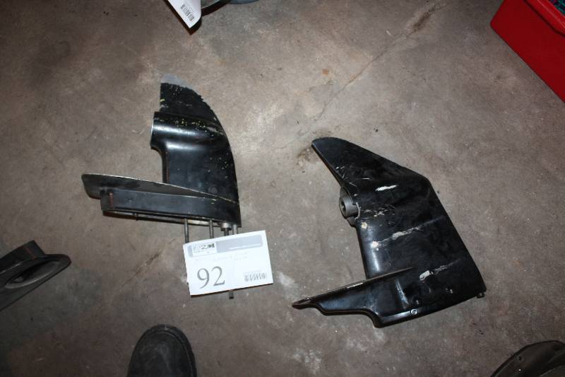 lot 92 image: Lot of (2) Mercury Outboard Motor Lower Units