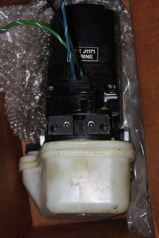 lot 79 image: TrimTilt Motor Only