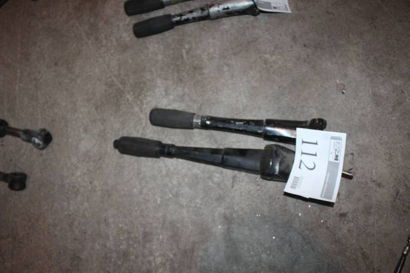 lot 112 image: Throttle Controls