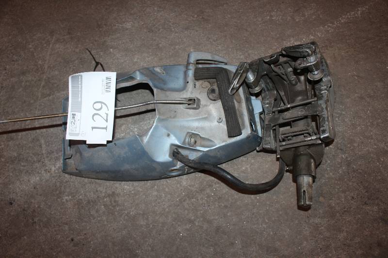 lot 129 image: Bottom Pan to 6 hp Johnson Swivel