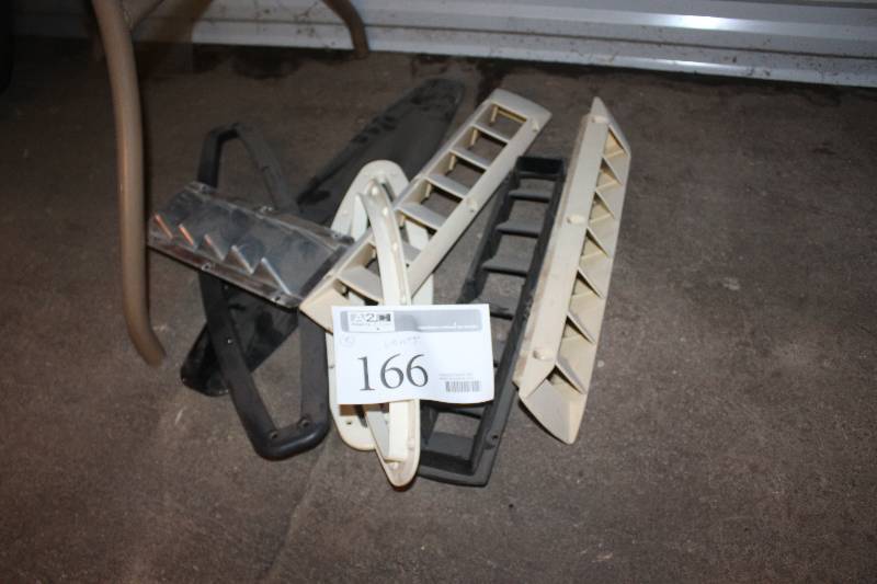 lot 166 image: Lot of (8) Boat Vents