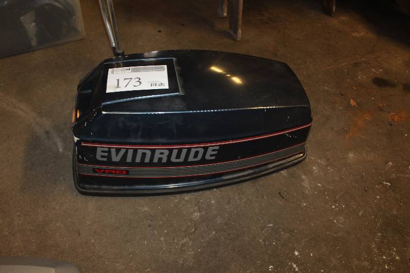lot 173 image: Evinrude 40 VRO Outboard Boat Motor Top Cover