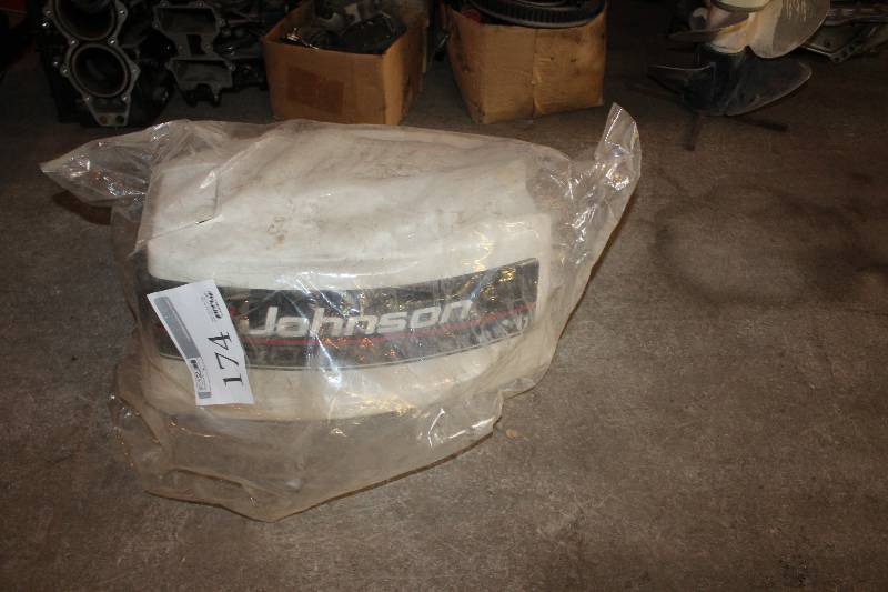 lot 174 image: Johnson 20 Outboard Boat Motor Top Cover