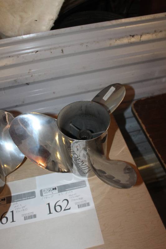 lot 162 image: MerCruiser Rebuilt 23 Pitch Stainless Propeller