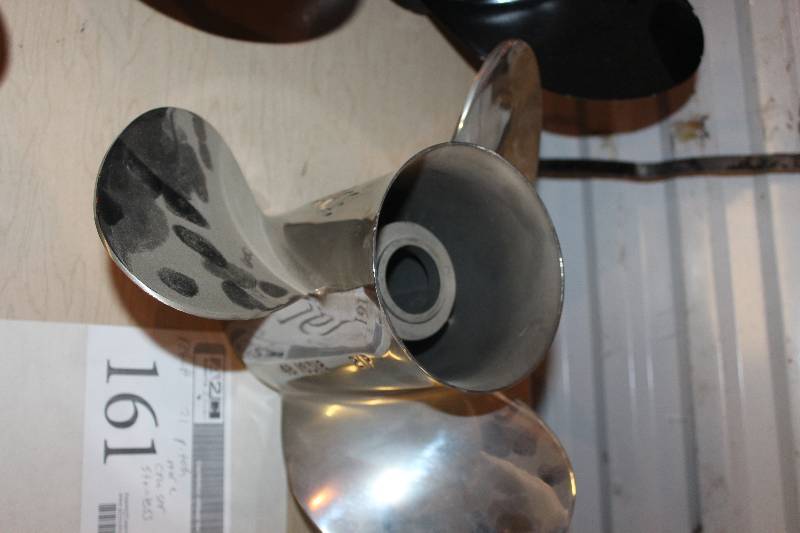 lot 161 image: MerCruiser Rebuilt 21 Pitch Stainless Propeller