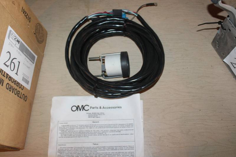 lot 261 image: OMC TiltTrim Harness