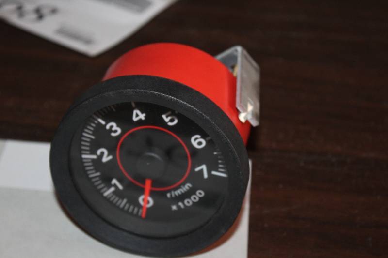 lot 276 image: OMC Tachometer