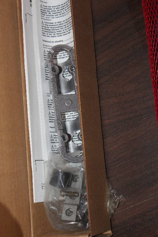 lot 271 image: OMC Steering Arm
