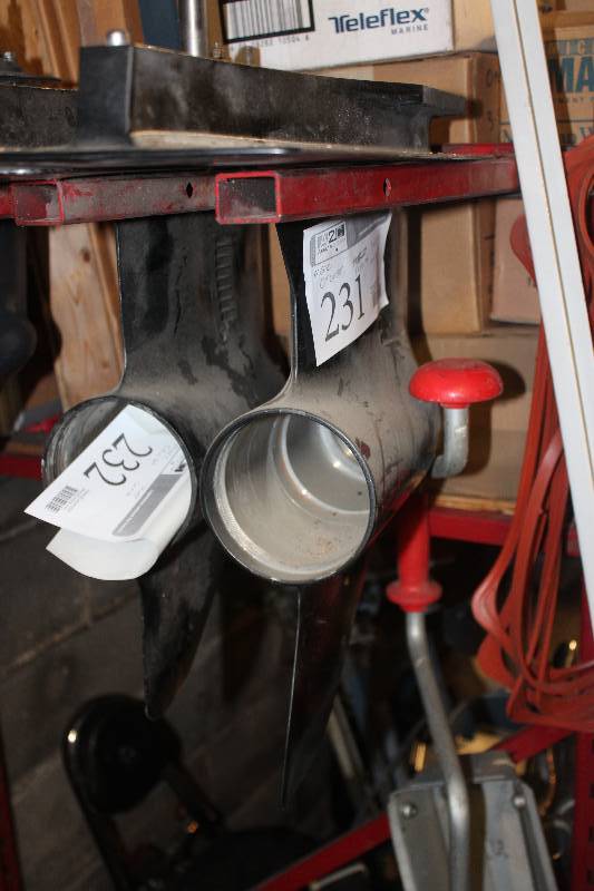 lot 231 image: MerCruiser Outboard Motor Lower Unit