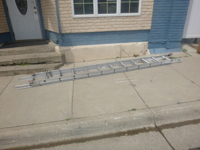 Aluminum Extension Ladder