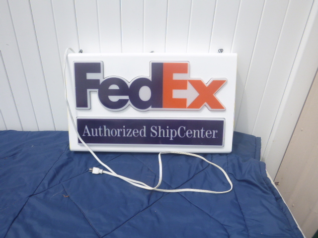 Fed Ex Sign