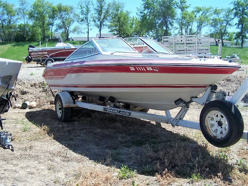 1988 Searay Boat