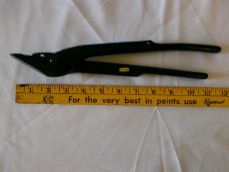 lot 4 image: VB 100 Metal Cutter