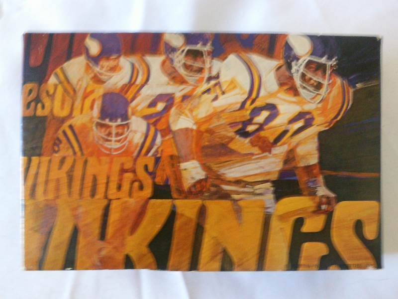 lot 9 image: Viking Puzzle collectible complete