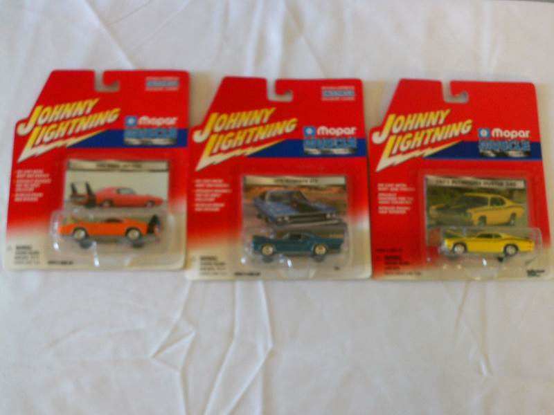 lot 28 image: Johnny Lightening Collectible Cars (New in package)