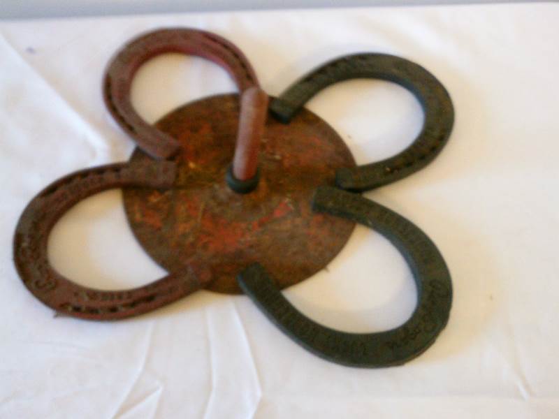 lot 36 image: Roy Rogers Horse Shoe Set (hard rubber, missing one post) 1960s Vintage