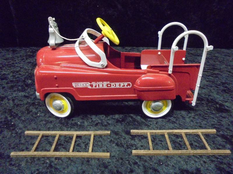 Kiddie Car Classic Toy - City Fire Dept Fire Fire Truck