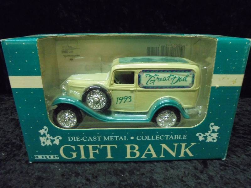 ERTL Collectible Gift Bank - To A Great Dad