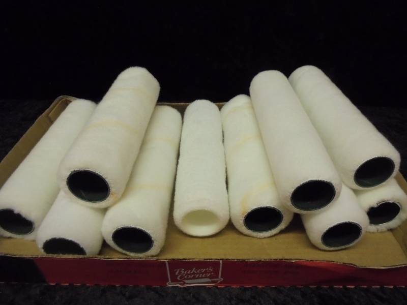 Lot - Paint Rollers, White