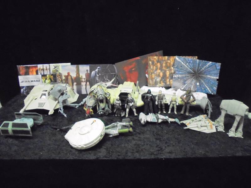 Lot - Misc Star Wars Toys