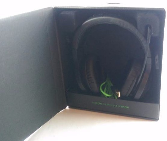 lot 42 image: Razer Kraken USB Over Ear PC, Playstation 4, and Music Headset - Black