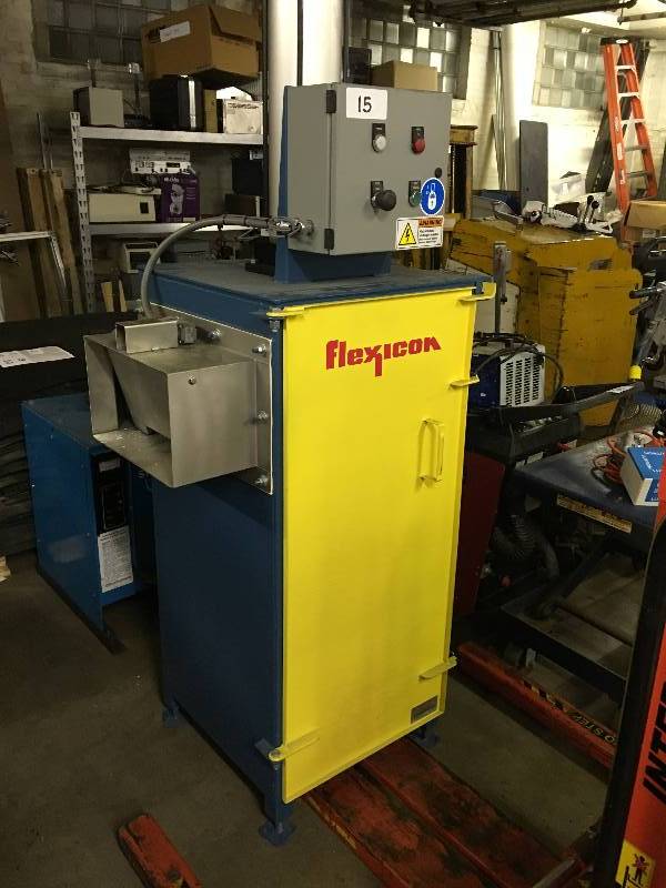 Flexicon material collector