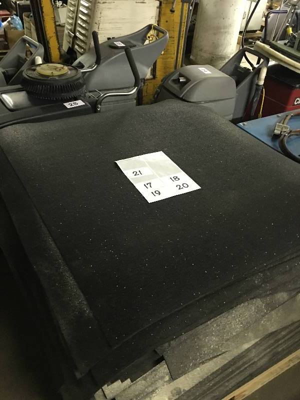 Lot of rubber floor mat pieces