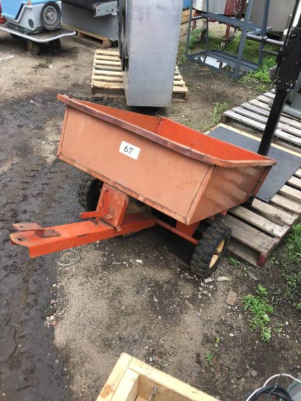 Lawn and garden trailer