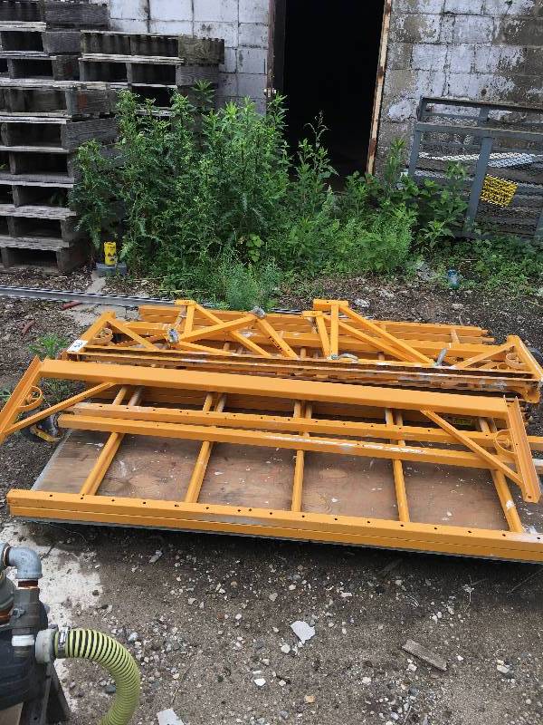 Scaffolding set
