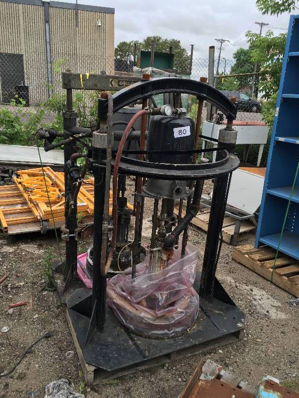 Lot of 2 drum pumps