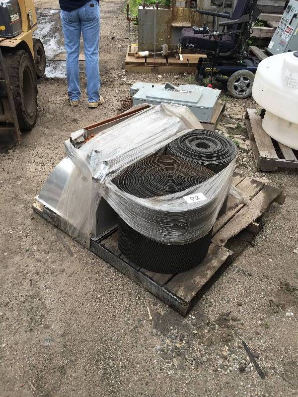 Pallet lot
