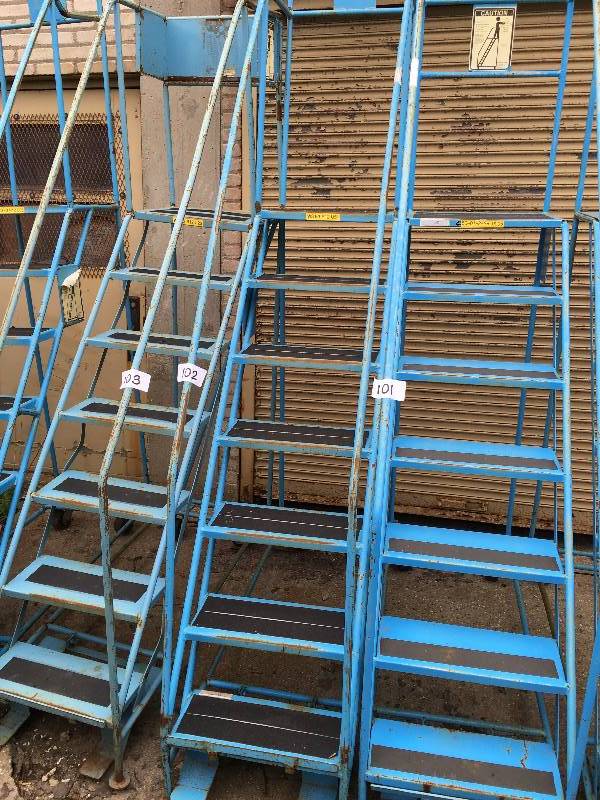 Metal safety warehouse ladder