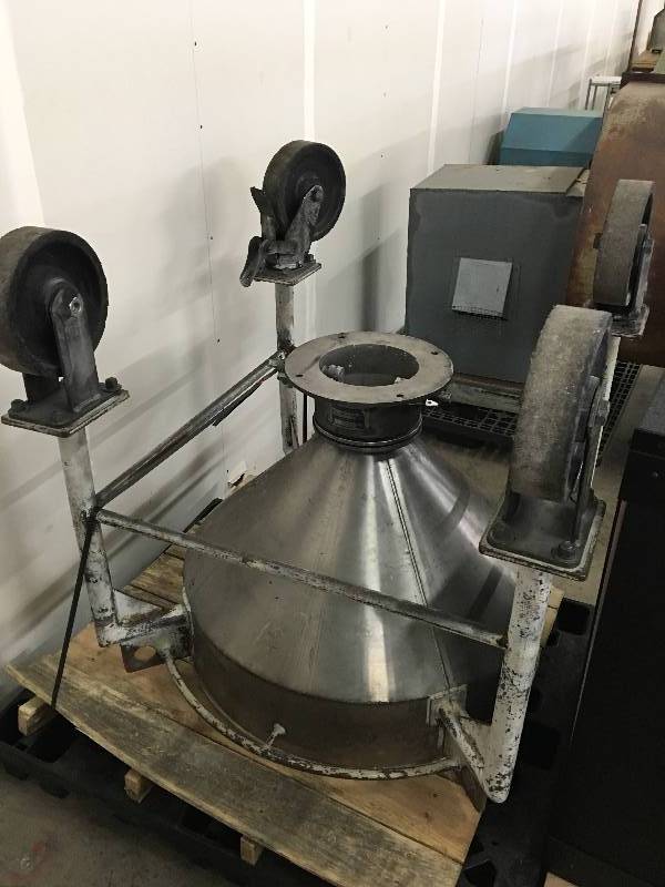 Stainless funnel