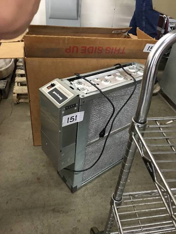 Air cleaner